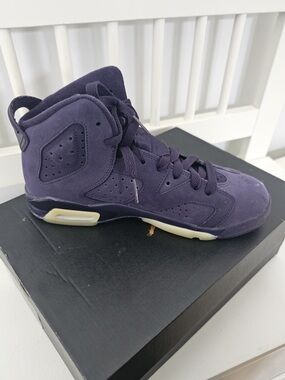 Jordan Kids Purple Suede Sneakers